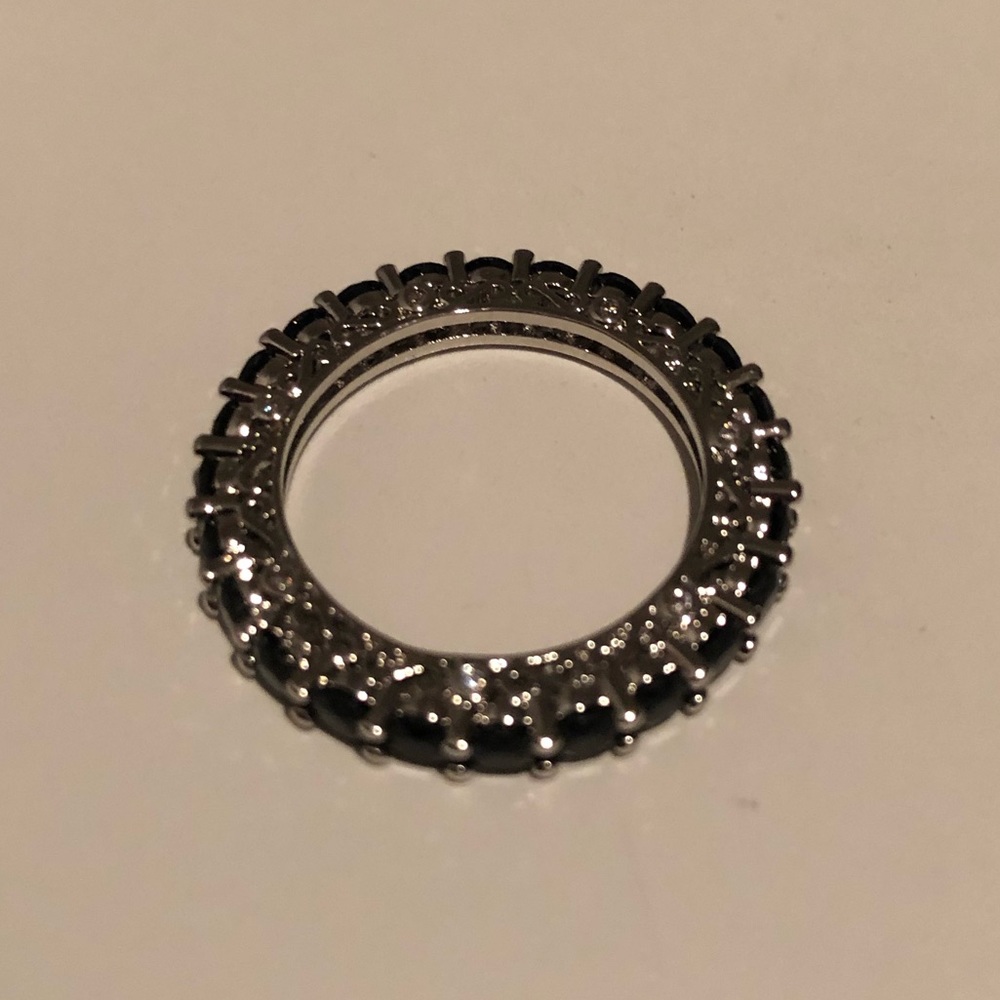 925 Silver Black Sapphire Eternity Ring - Picture 3 of 8